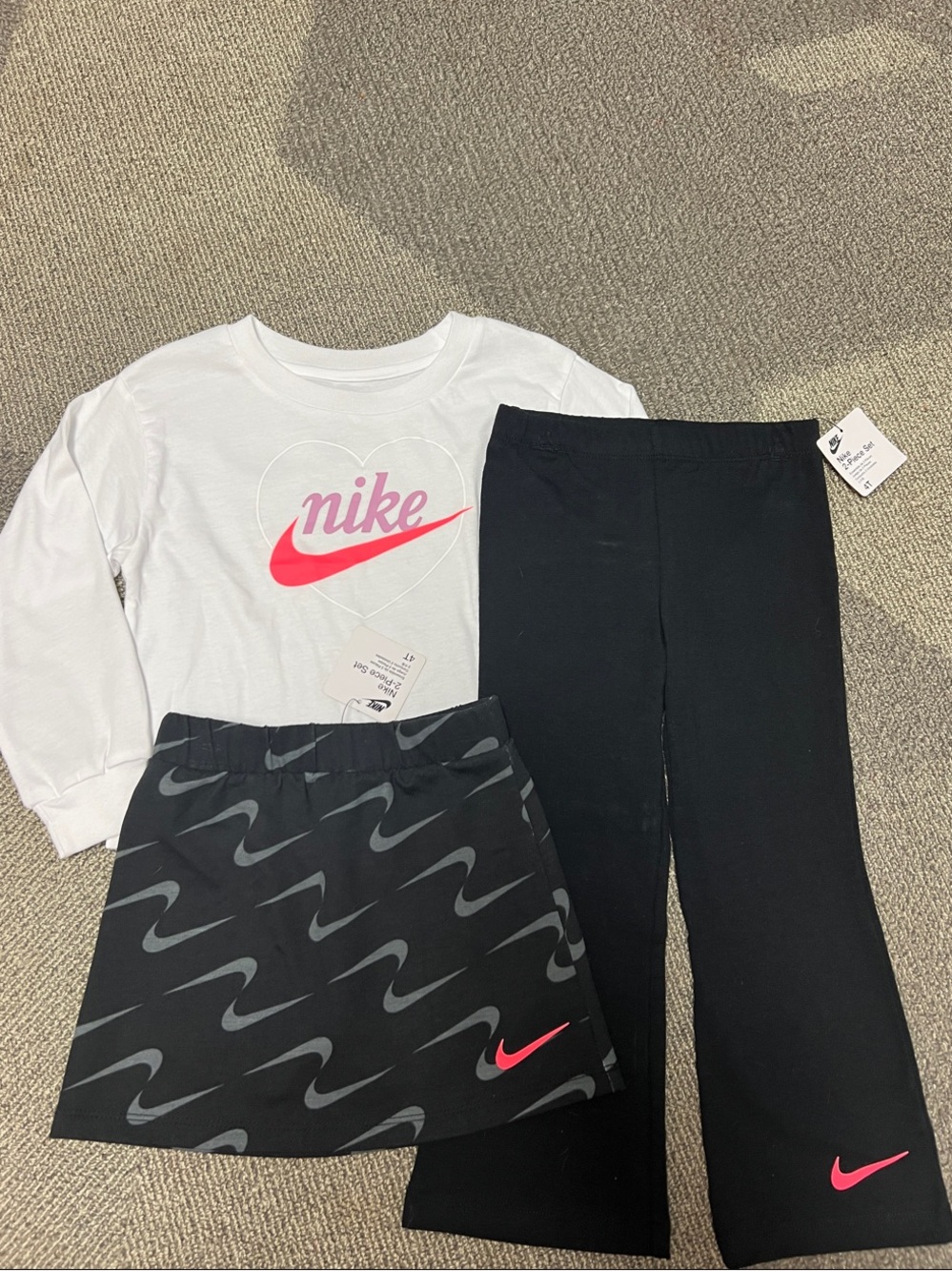 NIKE Girls Shirt/Skort/Pants 4T NWT
